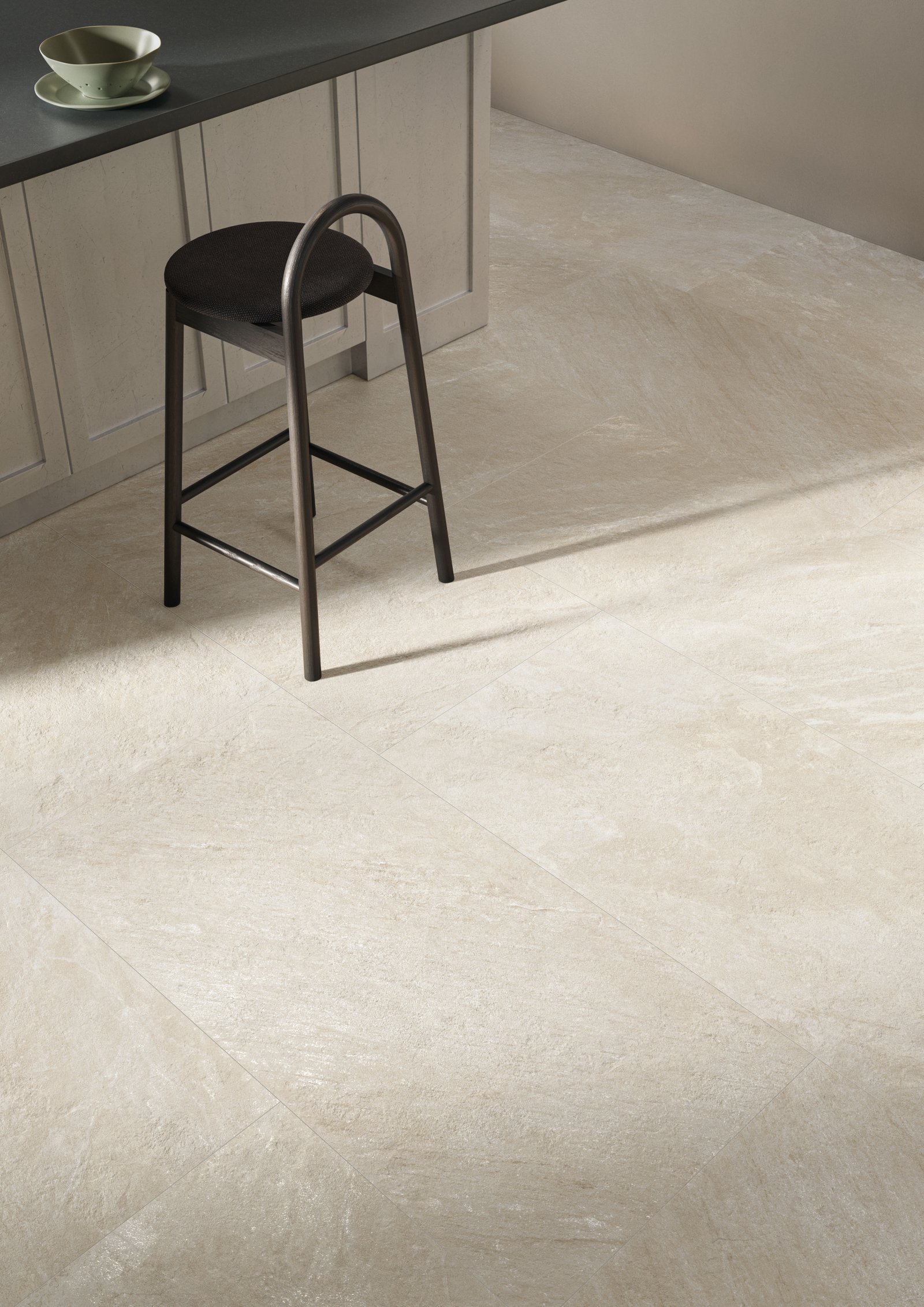 _cerdisa_slatestone_white_60x120_nt rt_kitchen_detail